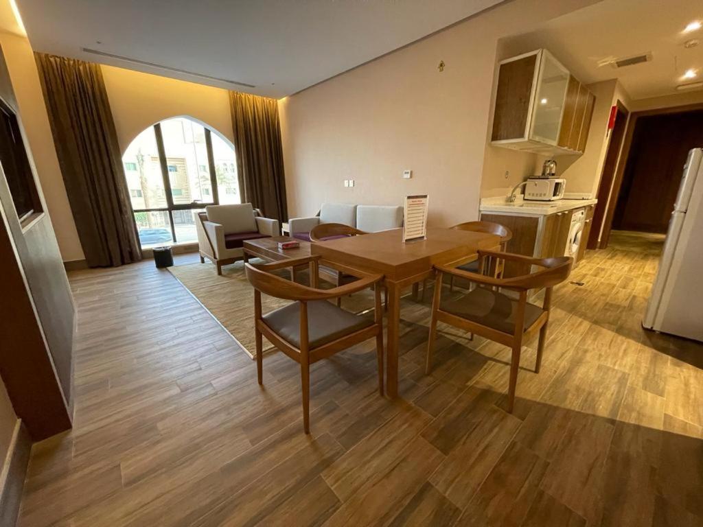 Hosta Al Yasmin Aparthotel Rijád Kültér fotó